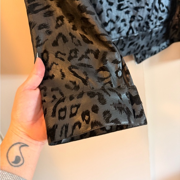 Bamboo Traders Black Leopard Print Jacket Size PL - Picture 9 of 10